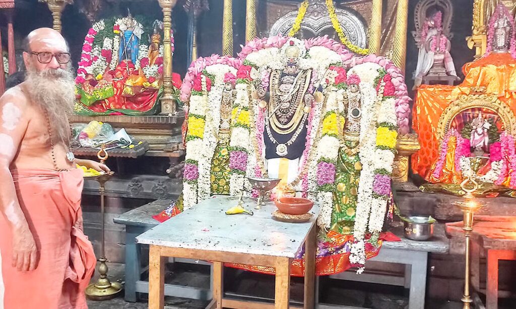 கடன் தொல்லைகள் தீர.. ஒவ்வொரு செவ்வாயும் காலசந்தி பூஜை! kalachanthi pooja