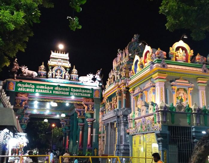 தங்க கோபுரம் கொண்ட விநாயகர் கோயில்..! பிரான்ஸ் தூதர்கள் இடிக்க முயன்ற கதை தெரியுமா? 6
