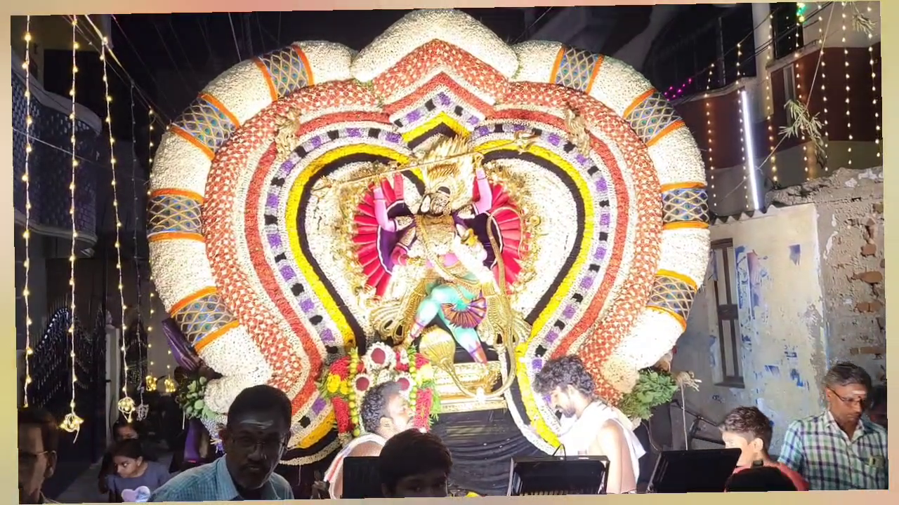 மகிஷாசுரமர்த்தினி அலங்காரத்தில் ஸ்ரீ தும்பவனத்தம்மன்... காஞ்சிபுரத்தில் ஆடி விழா கோலாகலம்! 2 vlcsnap 2026 07 19 14h20m17s186