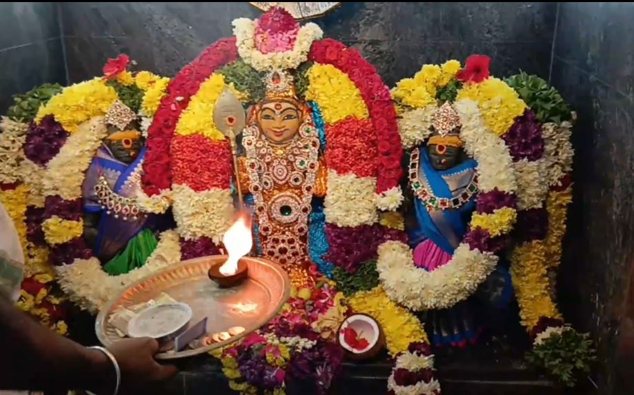 திருப்பத்தூர் : மயிலாடும் மலை முருகர் கோயிலில் ஆடிக் கிருத்திகை சிறப்பு பூஜை..! நூற்றுகணக்கான பக்தர்கள் சாமி தரிசனம்..! 6